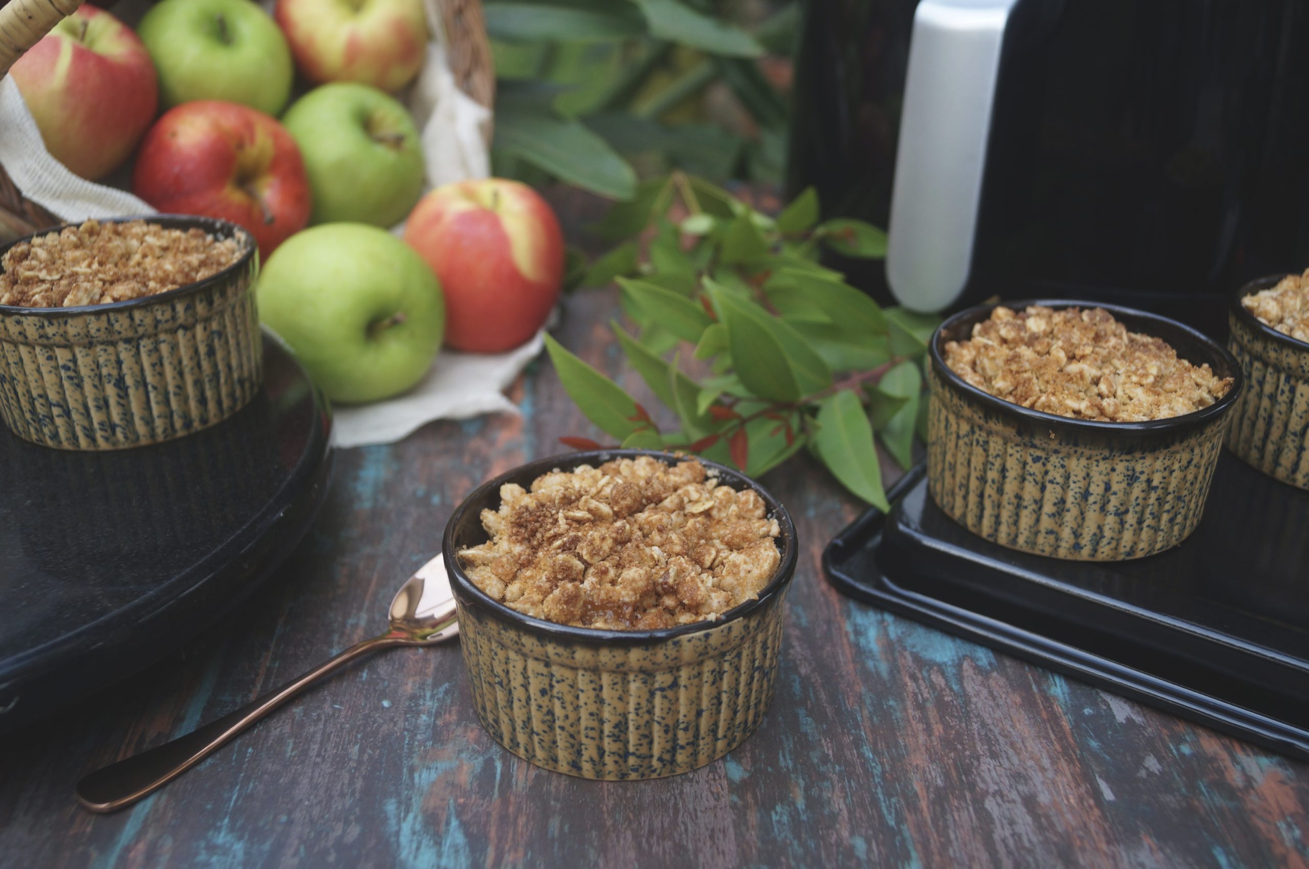 Air Fryer Apple Crumble