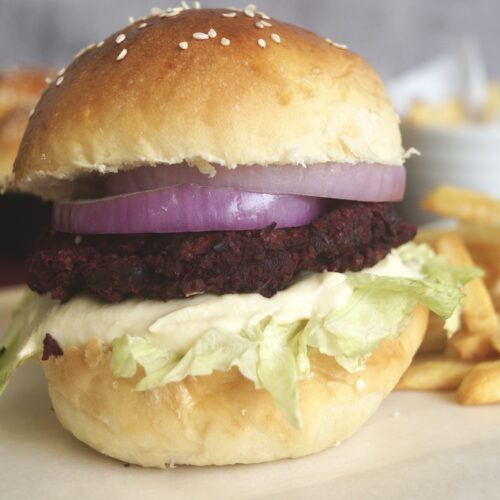 Beetroot burgers, Vegetarian burger, Homemade, Beetroot