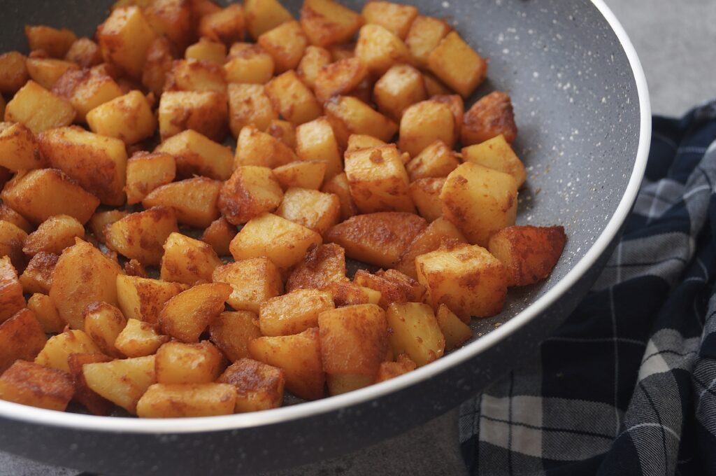 Potato Karacurry, Roast Potatoes, South Indian Style Roast Potatoes